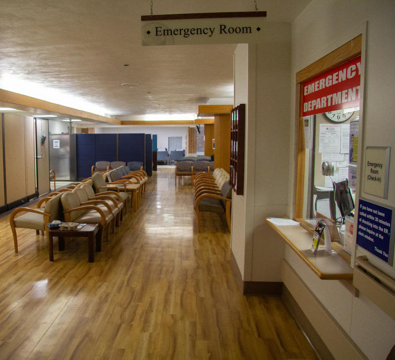 A screenshot of an empty waiting room in the emergency room.